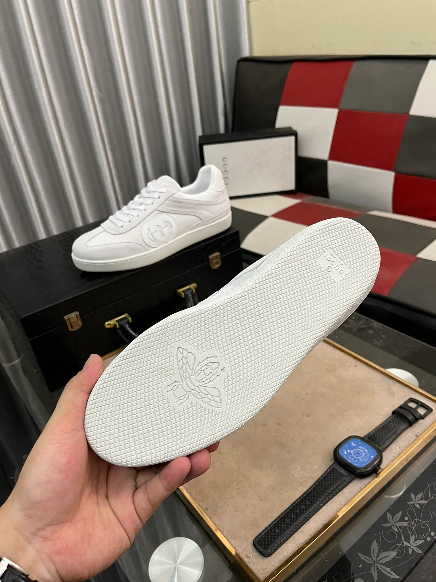 Men's shoes💰380⌚️⌚️[GUCCI] Gucci men's casual shoes are absolutely popular🔥The ultimate matching item for trendy men! The charm of super texture is irresistible, the main recommendation, the flower leather color is bright! The upper is made of high-quality cowhide + brand printed fabric, sheepskin feet, wear-resistant rubber sole, noble and elegant! Extremely comfortable🎁🎁You can be as handsome as you want💪 38-447️⃣colors available